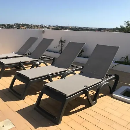 Casa Dos Pais - Fabulous 2 Bedroom House With Private Pool And Great Views Semesterbostad