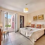 Casa Dos Pais - Fabulous 2 Bedroom House With Private Pool And Great Views *