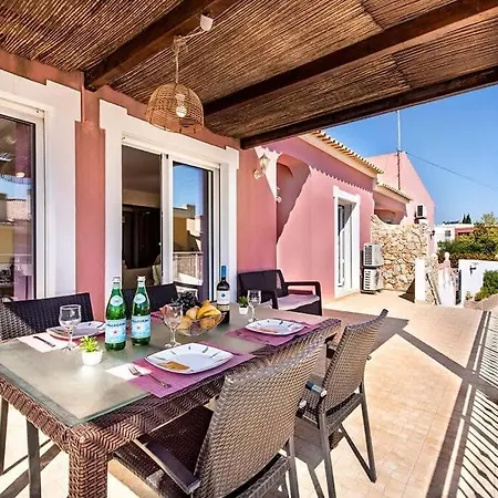 Casa Dos Pais - Fabulous 2 Bedroom House With Private Pool And Great Views Casa vacanze Gale (Albufeira)