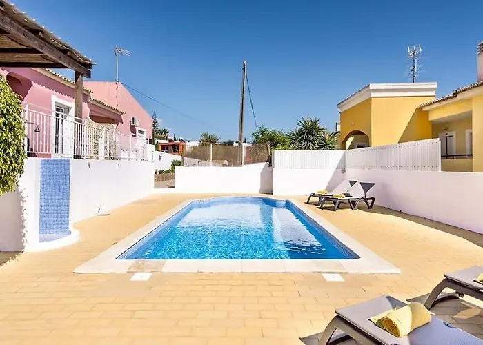 Casa Dos Pais - Fabulous 2 Bedroom House With Private Pool And Great Views Tatil Evi *