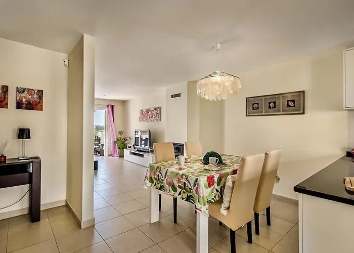 Casa Dos Pais - Fabulous 2 Bedroom House With Private Pool And Great Views Tatil Evi *