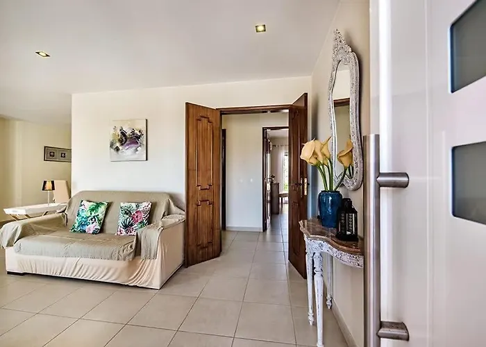 Casa Dos Pais - Fabulous 2 Bedroom House With Private Pool And Great Views Tatil Evi