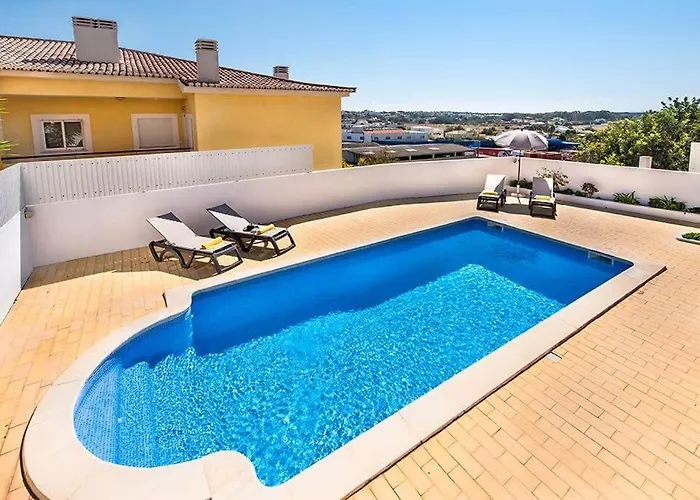 Casa Dos Pais - Fabulous 2 Bedroom House With Private Pool And Great Views